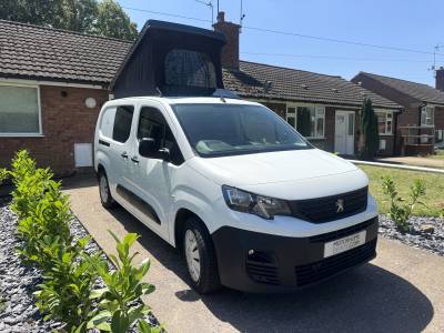 Peugeot Partner campervan - 2021 - pop top - campervan for sale
