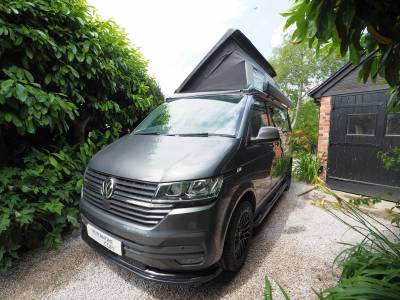 Leisuredrive VW Transporter T6.1, 3 Belt, 2 Berth, Toilet, Oven