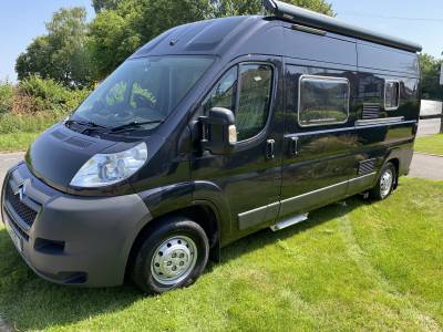 WILDAX SOLARIS - 2014 - BUNK BEDS - FRONT LOUNGE - 4 BELTS - SLEEPS 4