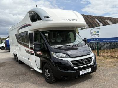 Swift Kontiki Black Edition 6 berth 4 belt large garage motorhome for sale