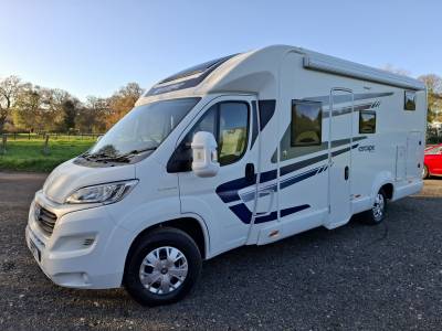 Swift Escape 684
