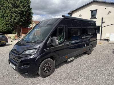 Autotrail V Line 635 Sport 2 Berth 2 Travel Seats Rear Lounge Motorhome For Sale