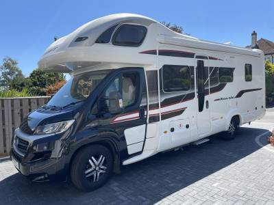 Swift Kon-Tiki 625 - 6 Berth - 4 Belt - Air Con - Motorhome For Sale