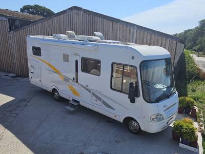 Niesmann & Bischoff 8000 iEB 2006 96k 4 berth 3 belts 8.5m 6t motorhome auto