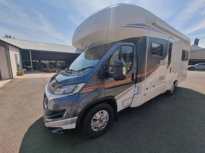 2015 Auto-Trail Apache 700 automatic