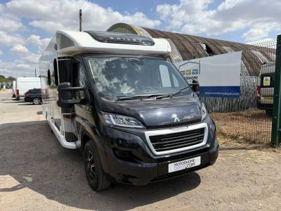 Luxury 4berth 2belt Bailey Autograph 79-2F motorhome for sale 