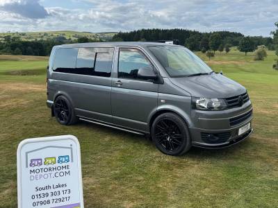VW T5.1 (Facelift) Highline Transporter T28 SWB 180bhp 6-Speed Man Bike Rack