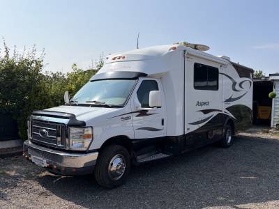 Winnebago Aspect 26