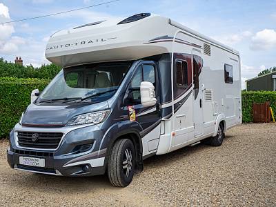 Autotrail Delaware Luxury Coach built motorhome with Island Bed and Garage
