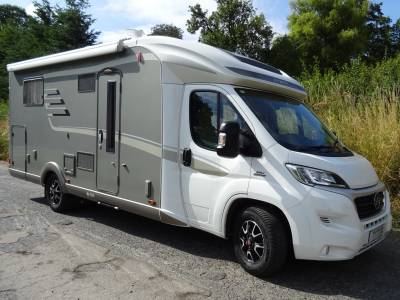 Hymer T698 CL - 2016 - 3 Berth - Rear Fixed Bed - Motorhome for sale