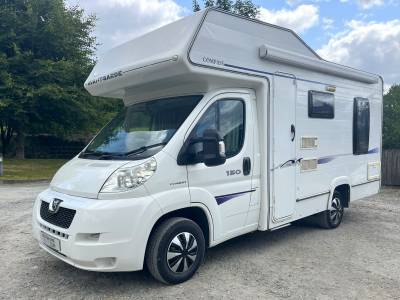 2009 Compass Avantegarde 150 - 2 beth