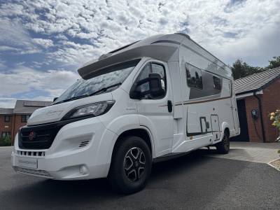 Burstner Lyseo 680G stylish family motorhome