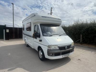 Autotrail Tracker EKS SE 2 Berth 2 Belts