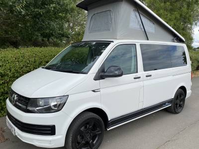 VOLKSWAGEN T6 CAMPERVAN - 2016 - 5 BELT - 4 BERTH - PROFESSIONAL CONVERSION