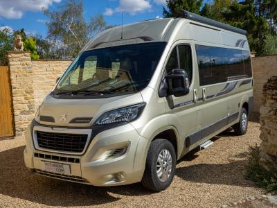 Autosleepers Warwick Duo Luxury 2 Berth High Top - Rear Lounge - Twin Singles