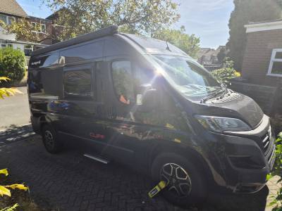 Sunlight Cliff 540 Adventure Transverse Rear Bed Campervan