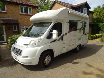 Bessacarr E412 2013 2 Berth 