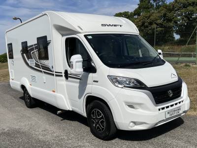 Swift Edge 464, 2022, 4 berth rear fixed bed coachbuilt motorhome for sale