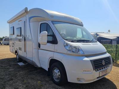 Hobby Toskana D650 - 2011 - End Twin Bed/Garage - FOR SALE