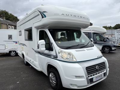 Auto Trail Tracker EKS 2 Berth, 2 Belts Low Mileage Motorhome