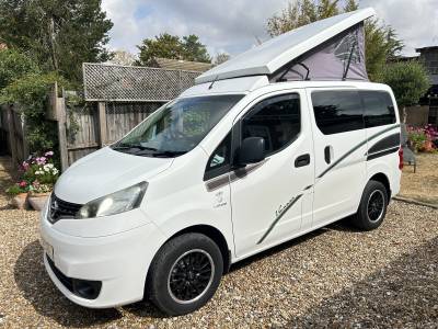 Lunar Vacanza For Sale, Micro Camper Just 4.4 Metres, Pop Top Roof, Porta Potti
