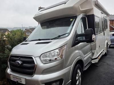 2021 BENIMAR TESSORO T486 4-BERTH - 4-BELT - 1 OWNER - FSH - LOW MILES
