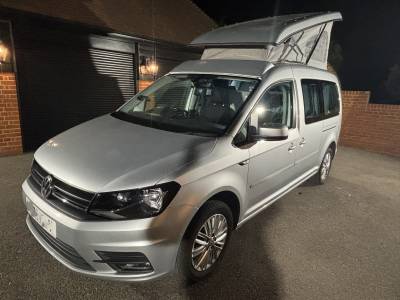 VW Caddy Camper