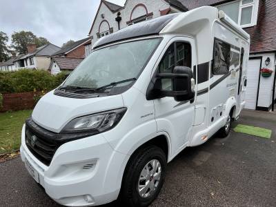 Bessacarr 412, 2 Berth / 2 Belt, Compact 5.99 M 3500 KG Motorhome