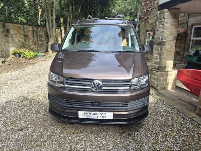 Volkswagon Transporter T6 4 Berth 4 Belt.