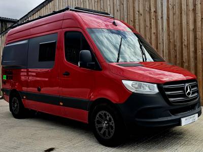 Mercedes Sprinter 315 CDi camper 2022 69k MWB 4 berth/belts Off grid