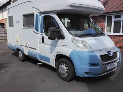 Auto-Sleepers Orian Zeta Compact 4 berth - huge flexibility with 5.5 metres!!