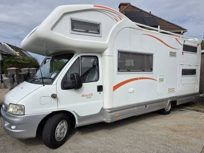2004 CI MIZAR GTL LIVING 6-BERTH - 4-BELT - SOLAR - LOW MILES