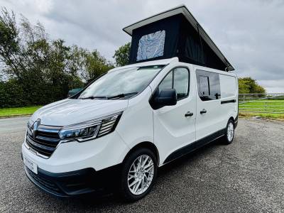 2023 Renault Trafic 3 Seat Belt 4 Berth Pop-Top Camper