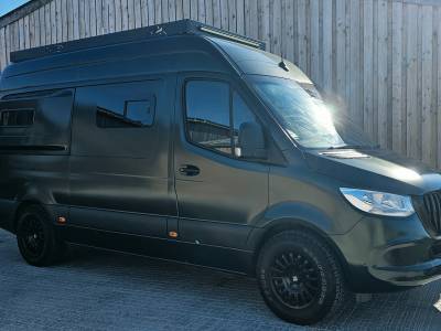 Mercedes MWB Sprinter van conversion 2022 4 berth 5 belts 50k off grid