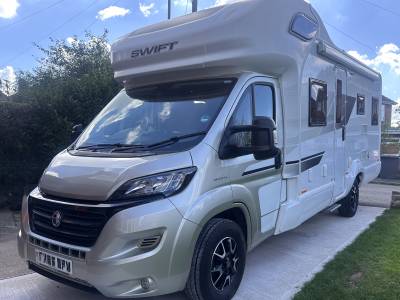 2020 SWIFT EDGE 486 Champagne Edition 6 BERTH FAMILY Motorhome for Sale