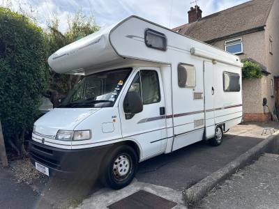2000 FIAT DUCATO SWIFT LIFESTYLE 620 6 BERTH 4 BELTS BUNKS 2 OWNERS 39471 MILES