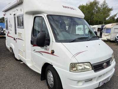 2005 RAPIDO LE RANDONNEUR 709F 2-BERTH - 4-BELT - LOW MILES - HABCHECK