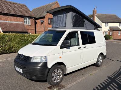 VW Transporter T5 Campervan