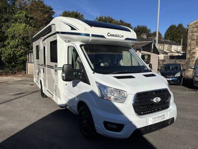 Chausson 720 Titanium Ultimate 6 Berth, 4 Belts, Automatic