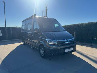 Mega Mobile Mega Lounge 680s 2 Berth 2 Belts