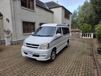Toyota Hiace Regius Pop Top Campervan