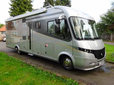 Frankia I 8400 Platin Plus 4 Berth 4 Belt Island Bed Motorhome For Sale