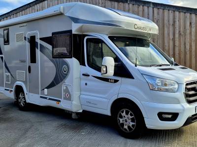 Chausson 640 Titanium motorhome auto 6.99m 3850kgs 4 berth/belts rear bathroom