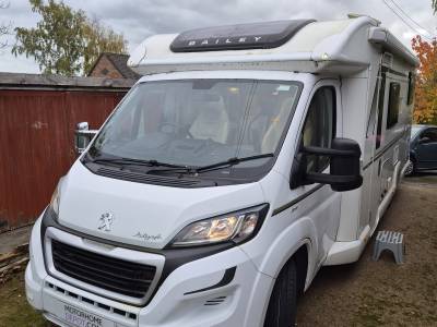 Bailey Autograph 79-T4. 4 berth/belt 2017 13105 miles Alde Heating, Alko Chassis