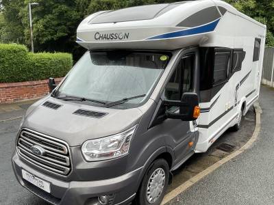 2015 Chausson Welcome 718EB luxury island bed low profile motorhome