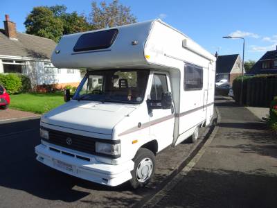 Swift Royale 540 4 Berth 4 1993 Seatbelts Over Cab Bed Motorhome For Sale 
