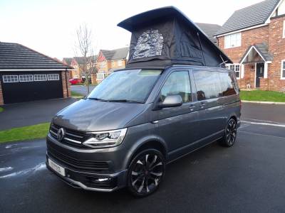 Volkswagen Statement Camper Van 4 Berth 5 Travel Seats Rock and Roll Bed Motorhome Camper Van For Sale