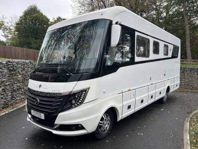 Niesmann & Bischoff Flair 830LE, Self Levelling, Hab Air Con, VB Air Suspension