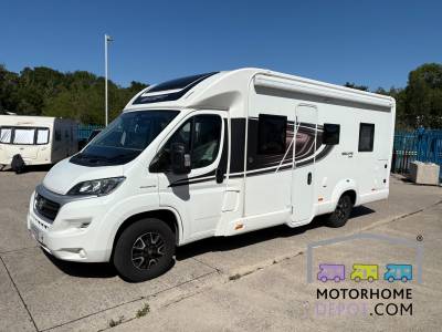 Swift Escape 694 - 6 Berth - Fixed Rear Island Bed