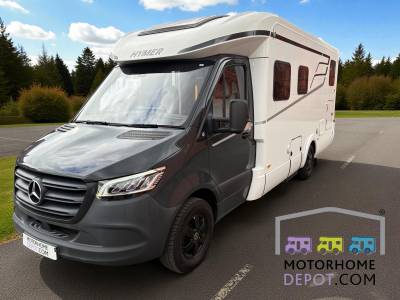 2021 Hymer T-Class S680 Auto - 4 Berth - Fixed Rear Bed - Large Garageb
